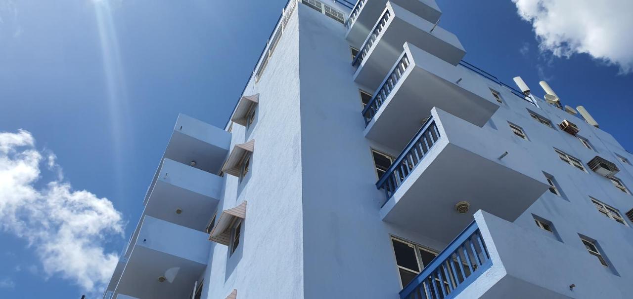 Hastings Towers 4D - Studio Apt Opp Beach Bridgetown Esterno foto