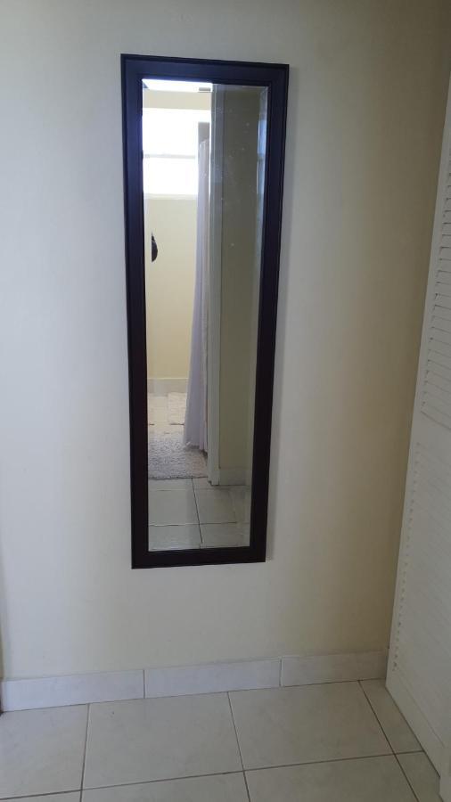 Hastings Towers 4D - Studio Apt Opp Beach Bridgetown Esterno foto