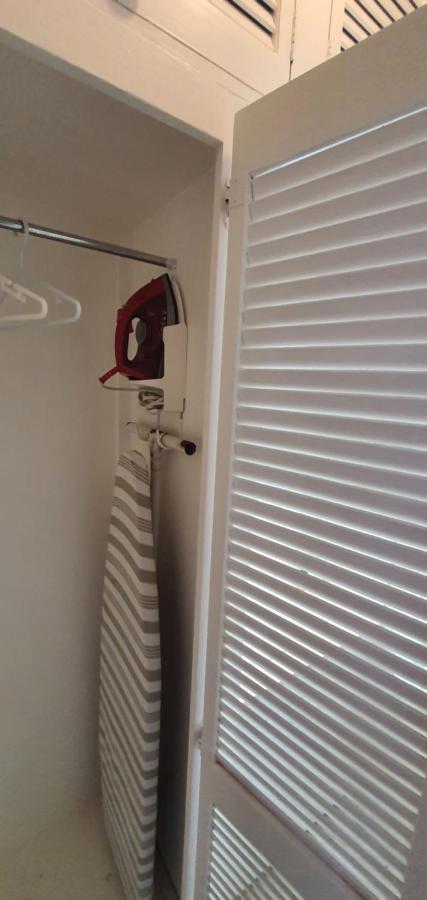 Hastings Towers 4D - Studio Apt Opp Beach Bridgetown Esterno foto
